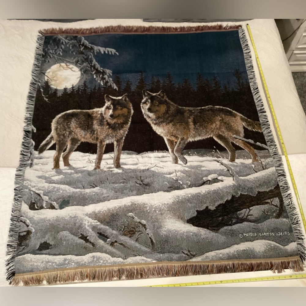🔵 Vintage & New - Moon Rise Wolves Woven Tapestry Throw - Rare - Christmas Gift - Picture 11 of 14